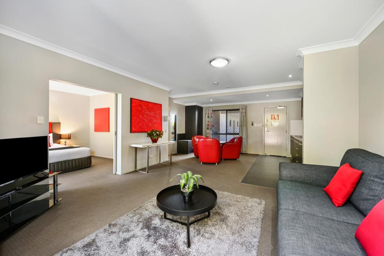 Hotel Platinum International à Toowoomba Extérieur photo