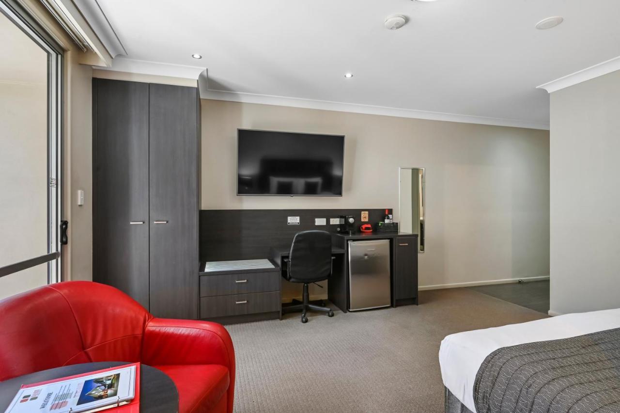Hotel Platinum International à Toowoomba Extérieur photo