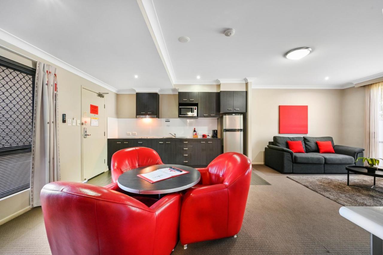 Hotel Platinum International à Toowoomba Extérieur photo