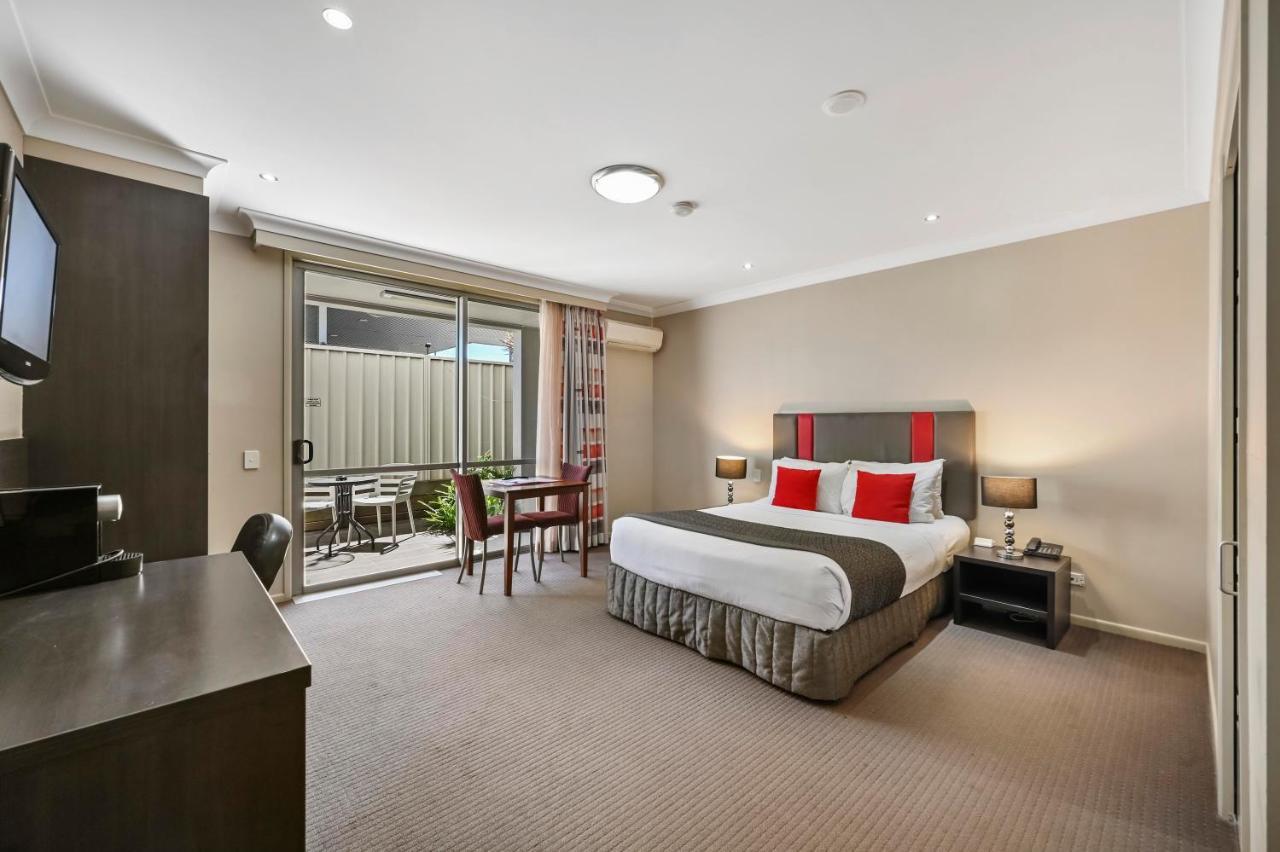 Hotel Platinum International à Toowoomba Extérieur photo
