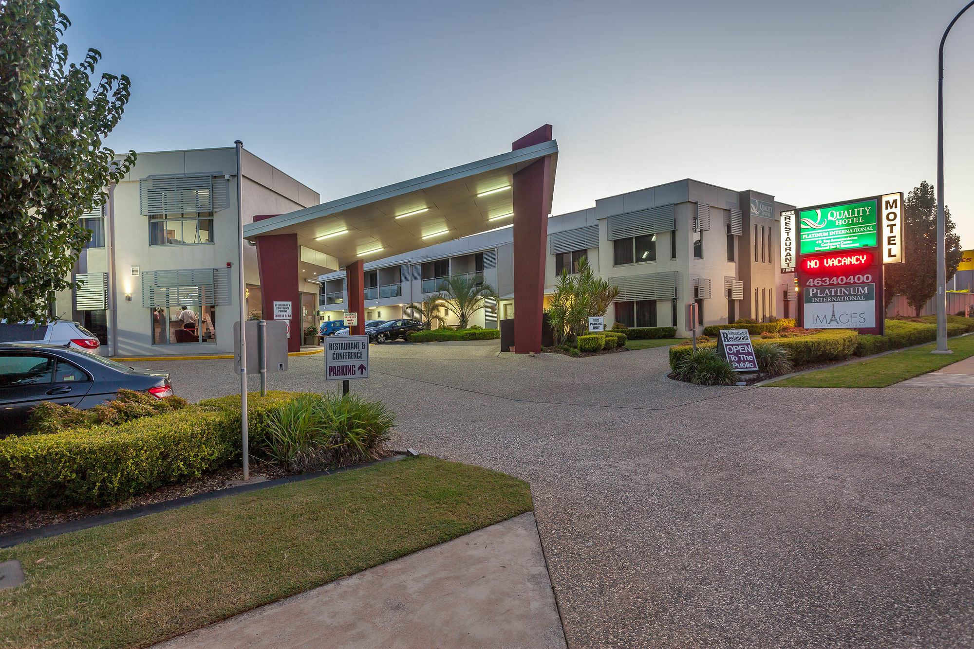 Hotel Platinum International à Toowoomba Extérieur photo
